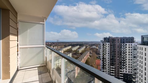 Balcony/Terrace, City view, Street view