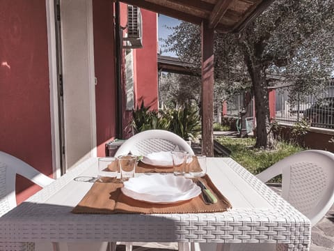 Patio, Garden, Garden view