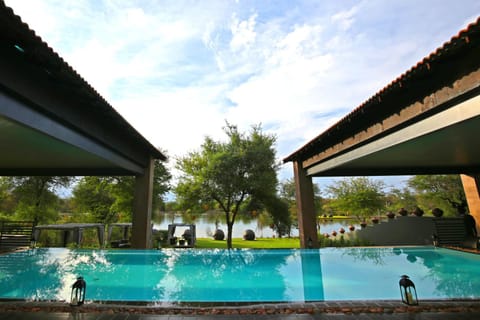 Balcony/Terrace, Lake view, Swimming pool