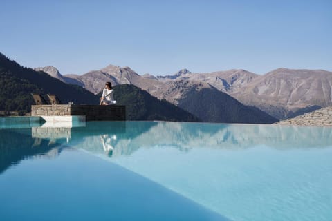 Natural landscape, Mountain view, Swimming pool, Swimming pool