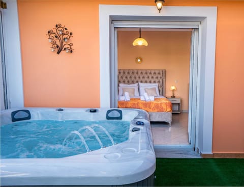 Bed, Hot Tub, Bedroom, towels