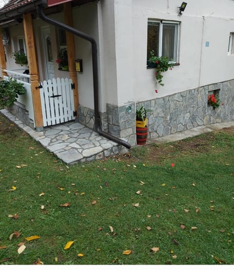 Stari dud Beserovina House in Zlatibor District, Serbia