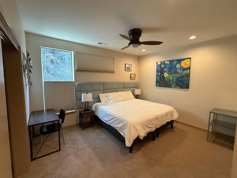 Mountain House home House in Washington