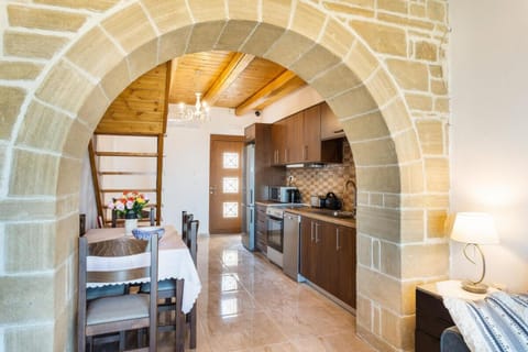 Platania's Paradise Apartment in Platanias