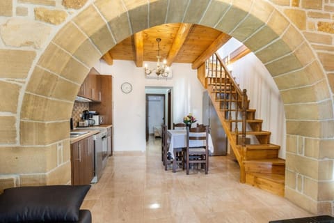 Platania's Paradise Apartment in Platanias