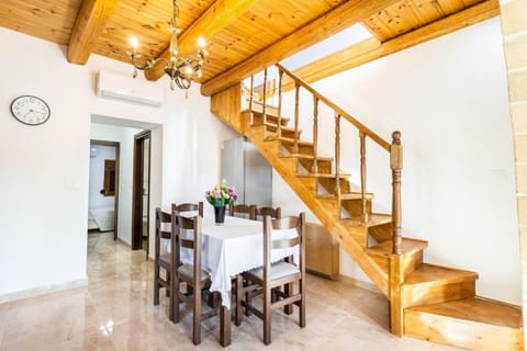 Platania's Paradise Apartment in Platanias