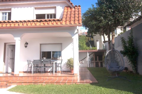 Property building, Patio, Garden, Garden view