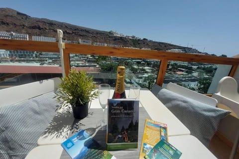 Day, Natural landscape, View (from property/room), Balcony/Terrace, Seating area