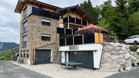 Property building, Table tennis, Balcony/Terrace, Parking