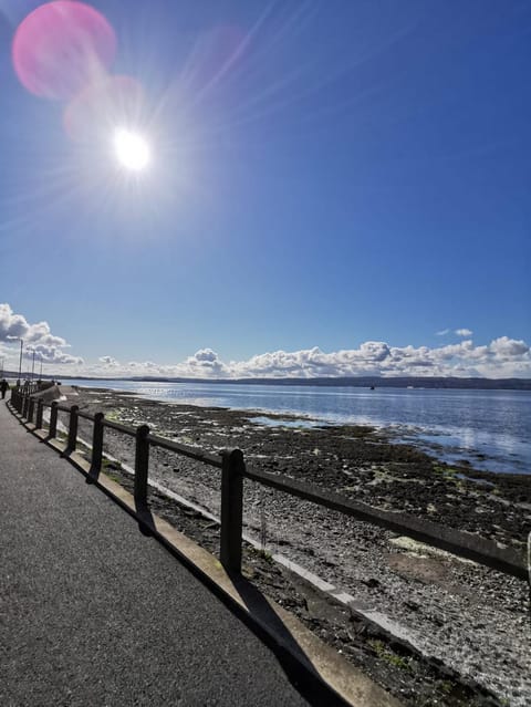 136 West Princes Street Apartment in Scotland