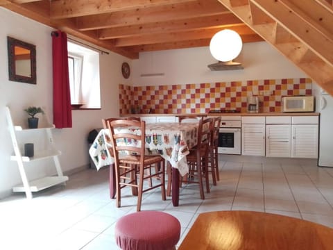 Maison en pierre entre terre et mer House in Finistere