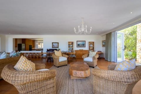 22 Sewell Street House in Plettenberg Bay