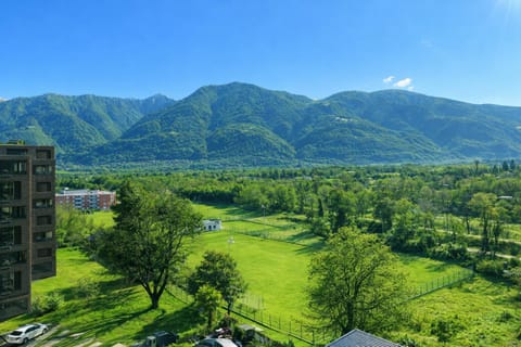 Spring, Natural landscape