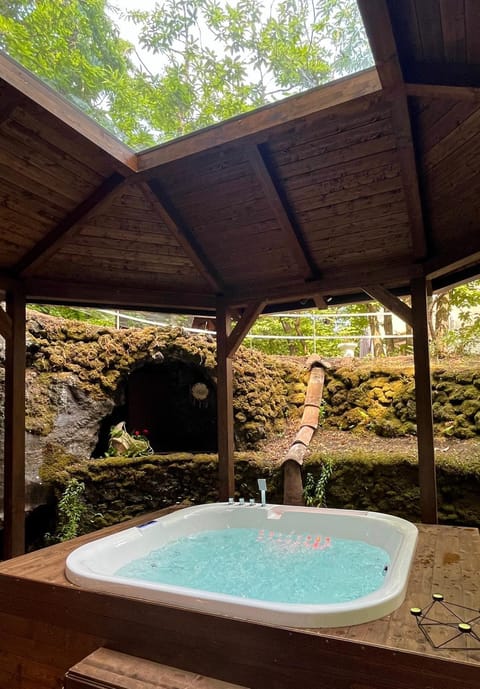 Day, Natural landscape, Hot Tub