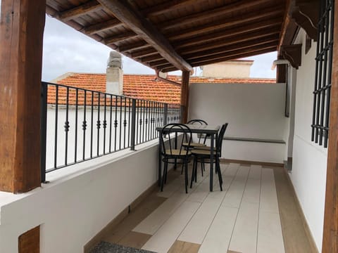 Patio, Balcony/Terrace