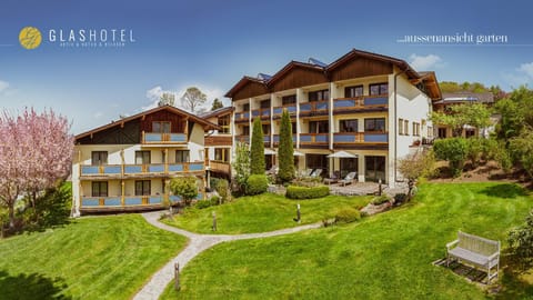 Property building, Garden, Garden view