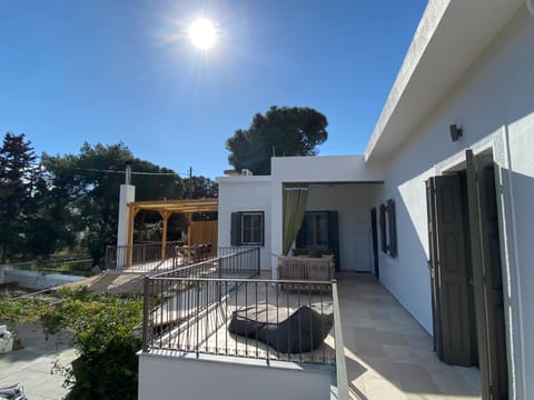 Property building, Day, View (from property/room), Balcony/Terrace, sunbed