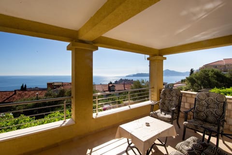 Seating area, Sea view