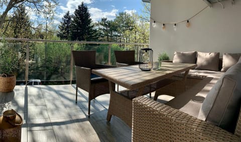 Balcony/Terrace, Balcony/Terrace