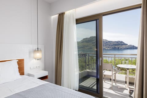 View (from property/room), Balcony/Terrace, Photo of the whole room, Sea view