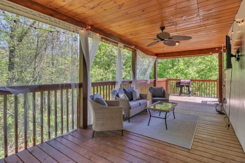 Captain Puddle Pirate's Hideaway - Near All Sevierville & Pigeon Forge Attractions & Great Smoky Mountains NP home House in Sevierville