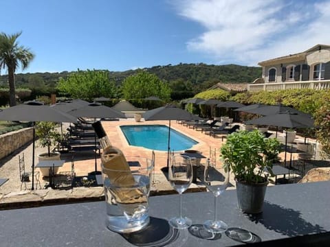 Lounge or bar, Swimming pool