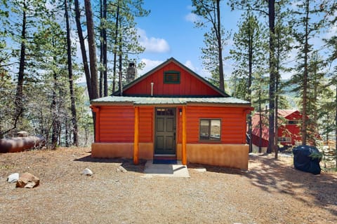 Paradise on the Lake House in La Plata County