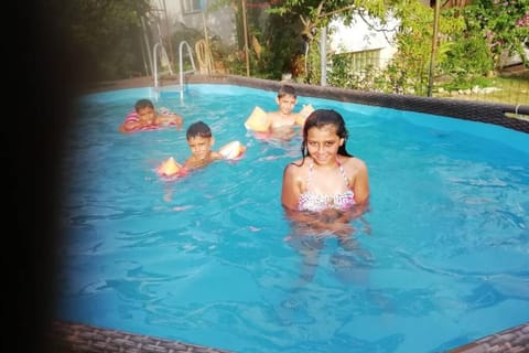 Swimming pool, children