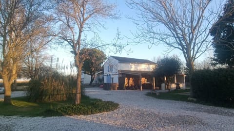 Mas Constantin Apartment in Arles