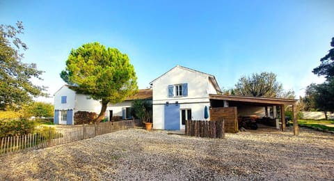 Mas Constantin Apartment in Arles