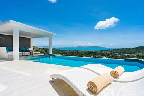 Patio, Day, Natural landscape, View (from property/room), Balcony/Terrace, Mountain view, Pool view, Sea view, Swimming pool, sunbed