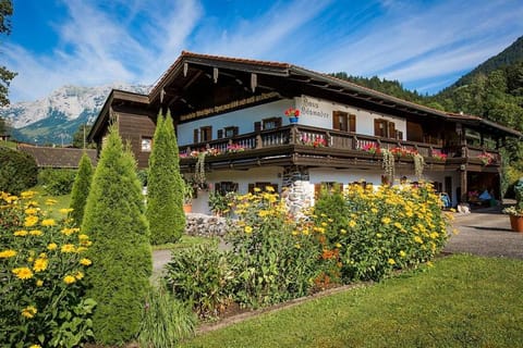 Gästehaus Hösmader Ferienwohnungen Apartment in Berchtesgadener Land