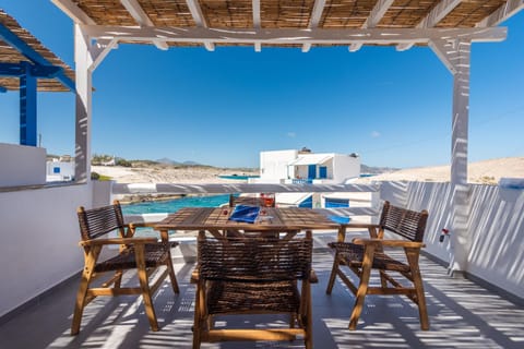 Day, Natural landscape, View (from property/room), Balcony/Terrace, Dining area