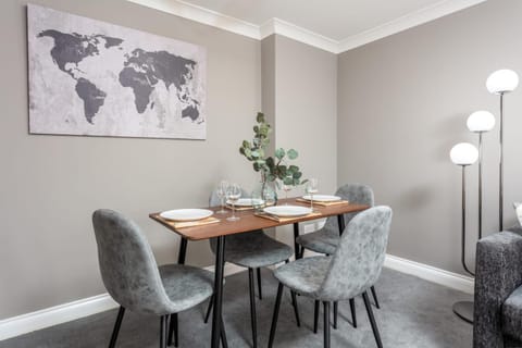 Living room, Seating area, Dining area