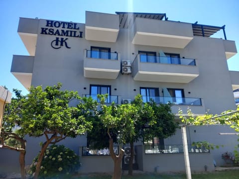 Property building, Facade/entrance