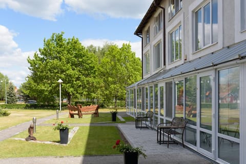 Property building, Patio, Area and facilities