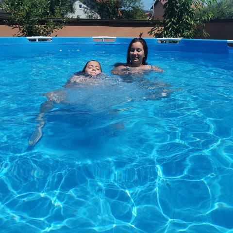 Swimming pool, Swimming pool