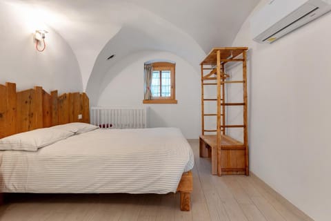 Property building, Living room, Bedroom