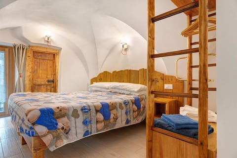 Property building, Living room, Bedroom