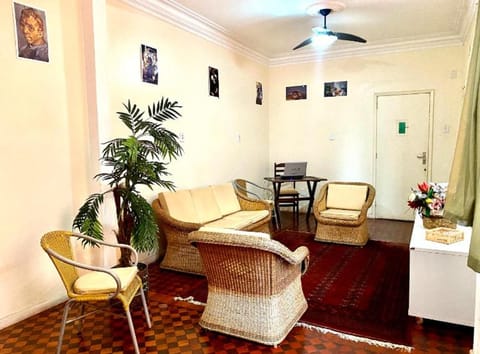 Rio Guesthouse - Um quarteirão da Praia de Copacabana Vacation rental in Rio de Janeiro