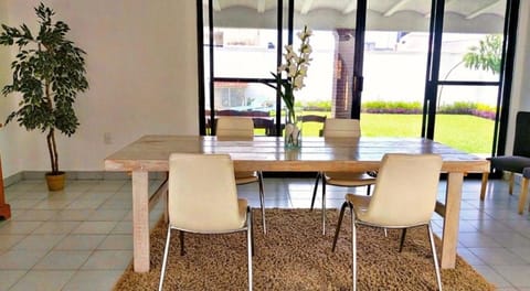 Casa Luna con alberca para 26 personas Cuernavaca Apartment in Jiutepec