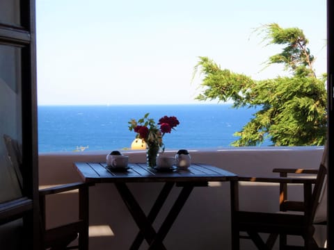View (from property/room), Balcony/Terrace, Sea view