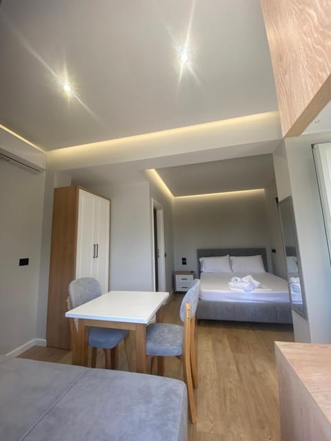 Bed, Kitchen or kitchenette, Living room, Photo of the whole room, Seating area, Bedroom, towels, wardrobe