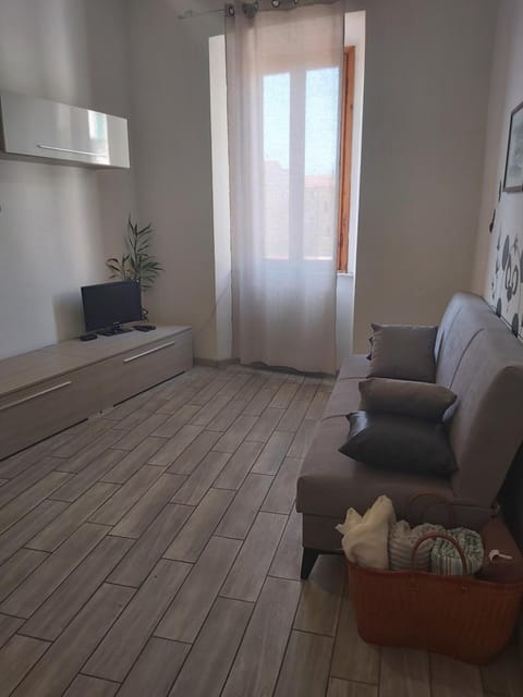 CASAMIELI, Nuovo, vicino al porto al mare e al centro Apartment in Livorno