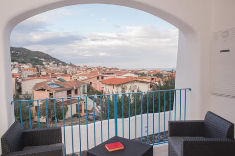 Property building, Balcony/Terrace