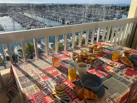 View (from property/room), Balcony/Terrace