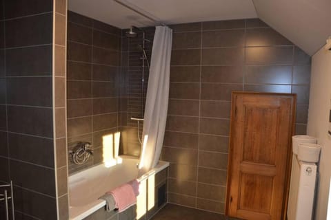 Chez Pèpère, gîte charmant et tranquille House in Trois-Ponts