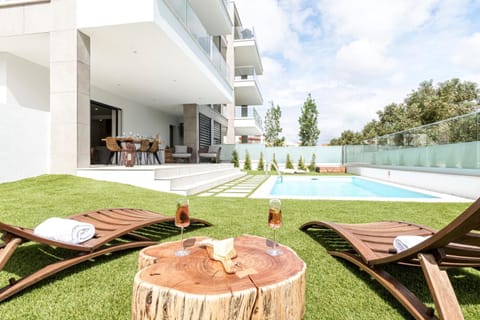 Property building, Swimming pool