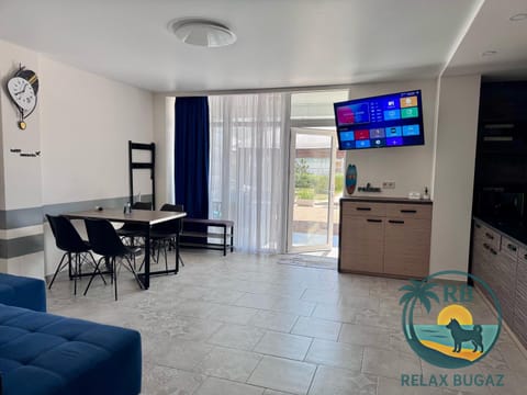 TV and multimedia, Dining area