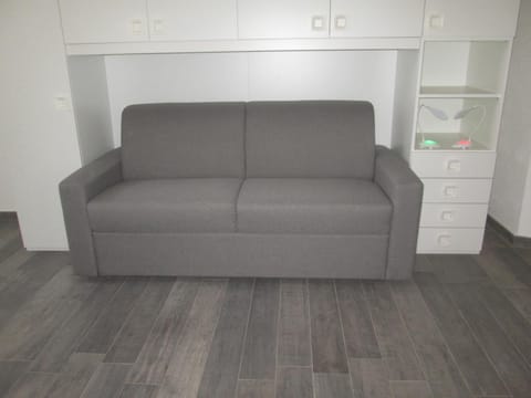 Pit Stop Apartment in Lombardy